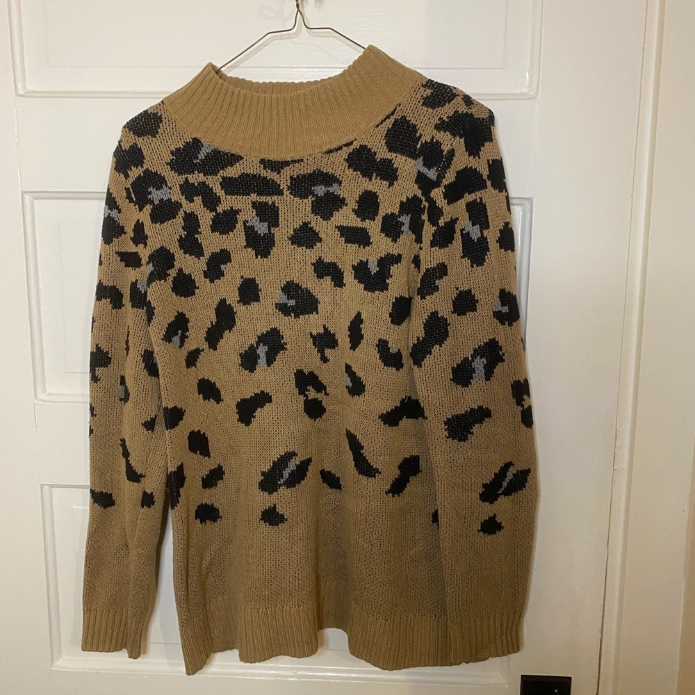 Women’s leopard sweater